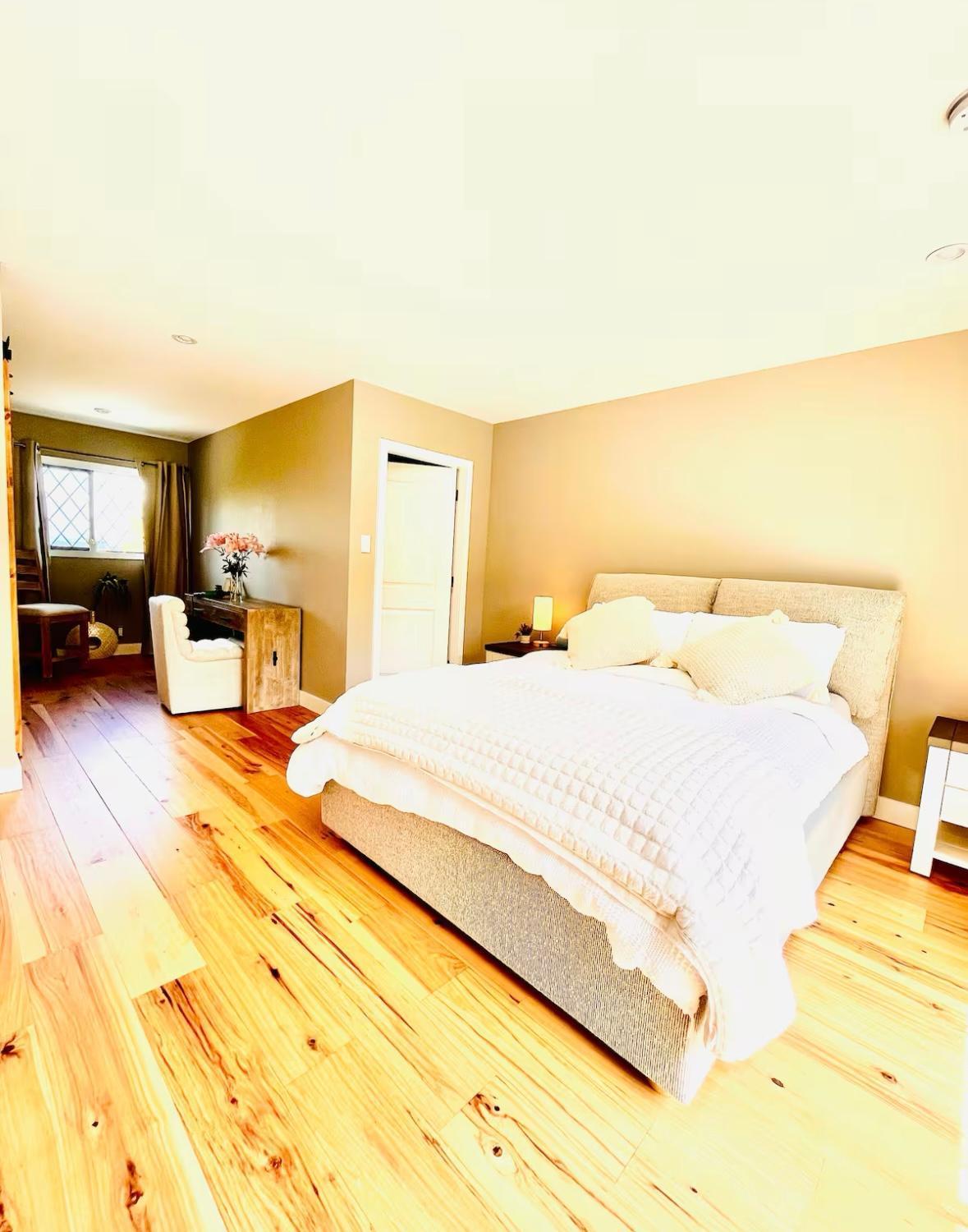 Oceanside Manor - Fancy Room - Golf Course & Beach View Qualicum Beach Ngoại thất bức ảnh